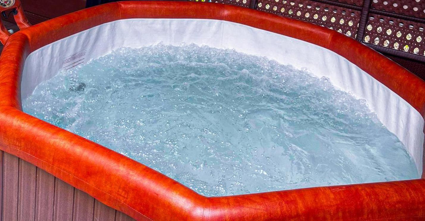 Apartman Magic Sauna,Jakuzzi,Kino Лівно Екстер'єр фото